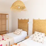 Ereza White Homes * קלטה דה פוסטה