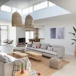 Ereza White Homes וילה קלטה דה פוסטה