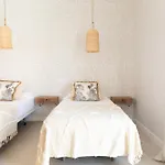 וילה Ereza White Homes *