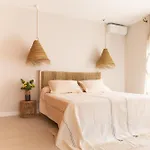 וילה Ereza White Homes