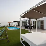 Ereza White Homes * קלטה דה פוסטה