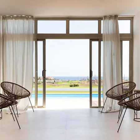 Ereza White Homes וילה
