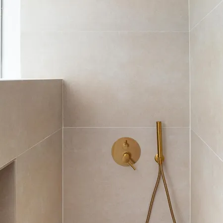 Ereza White Homes Willa