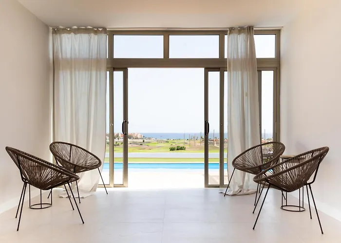 Ereza White Homes Vila